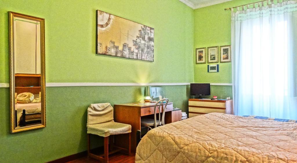 Nicole Rooms Roma Esterno foto