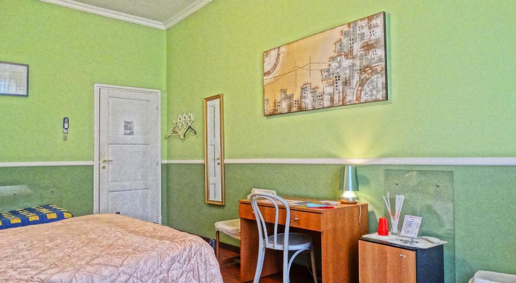 Nicole Rooms Roma Esterno foto