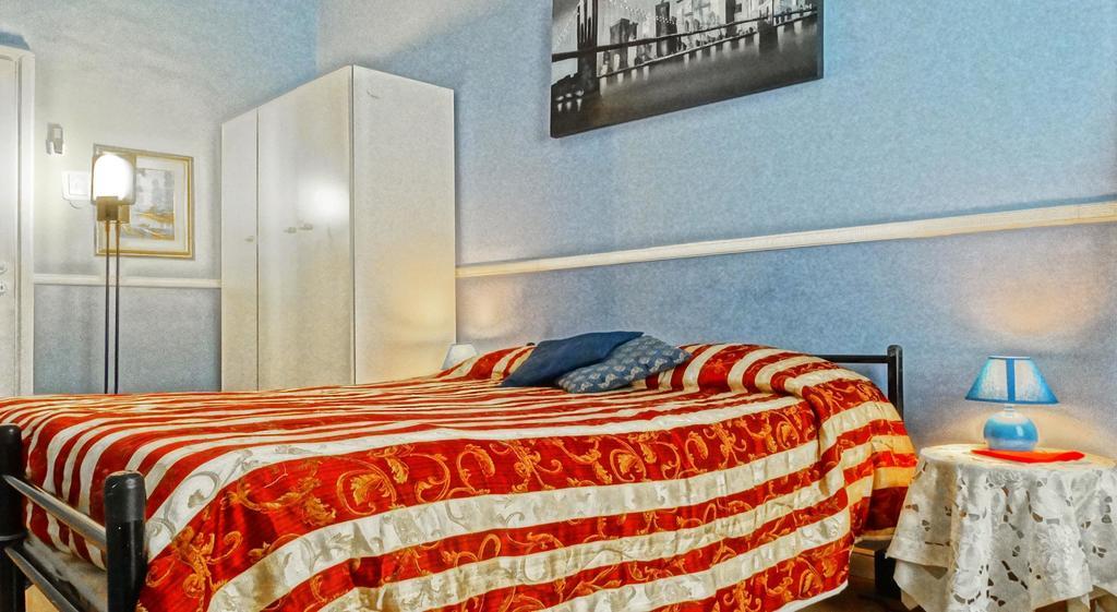 Nicole Rooms Roma Esterno foto