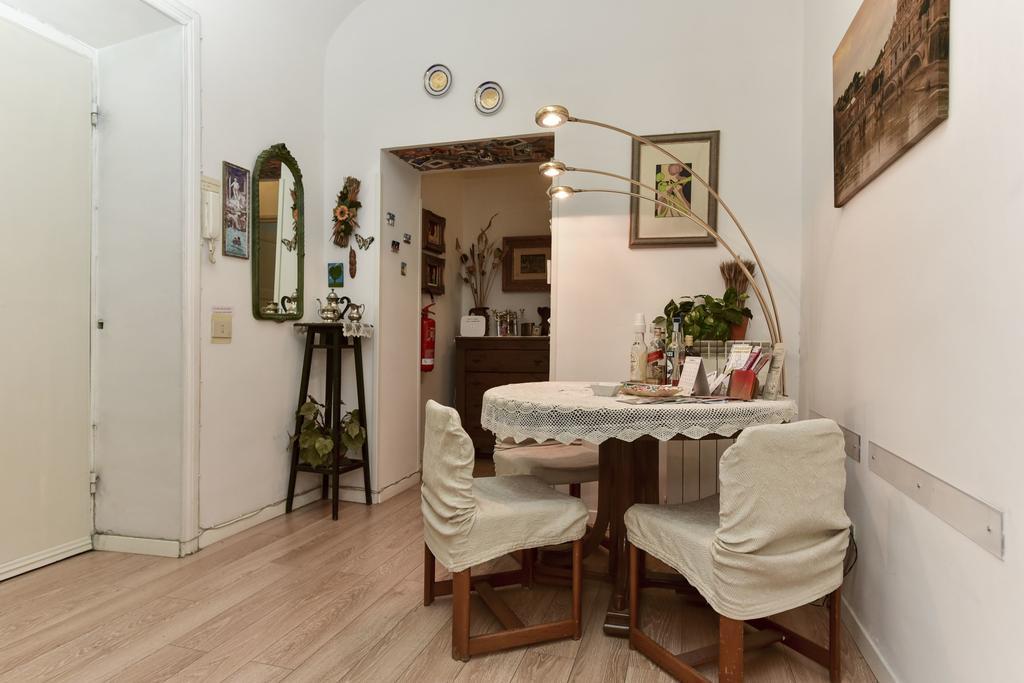 Nicole Rooms Roma Esterno foto